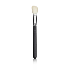 MAC 168S Large Angled Contour Brush